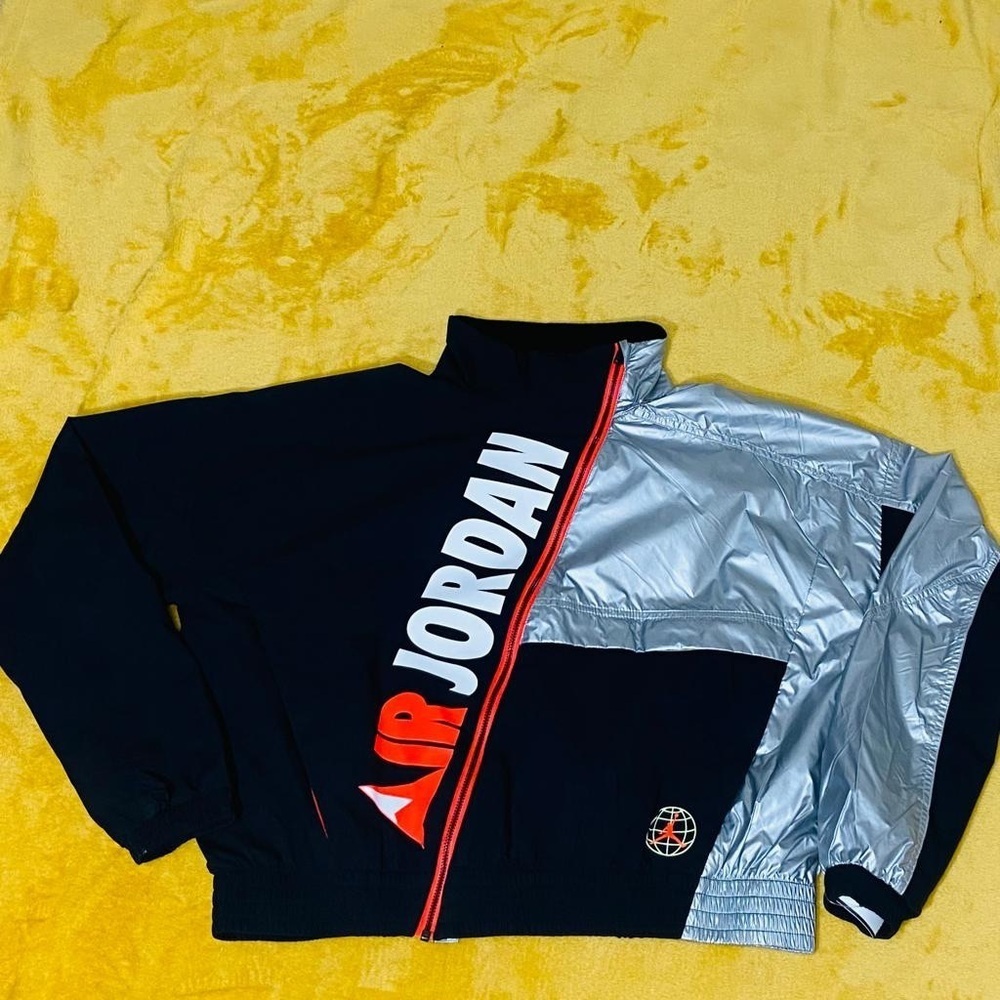 Nike Jordan jacket
Retro vintage cw6497 - Picture 3 of 6